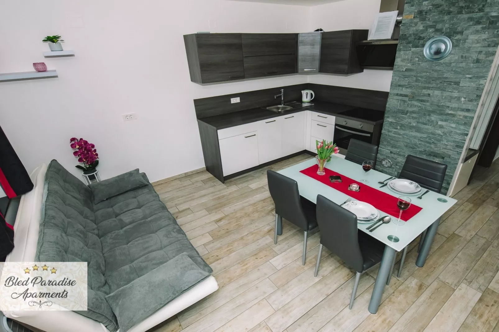 Bled Prestigious and Stylish Apartments - Standard Studio Apartment with Terrace (owner 2)-Living room