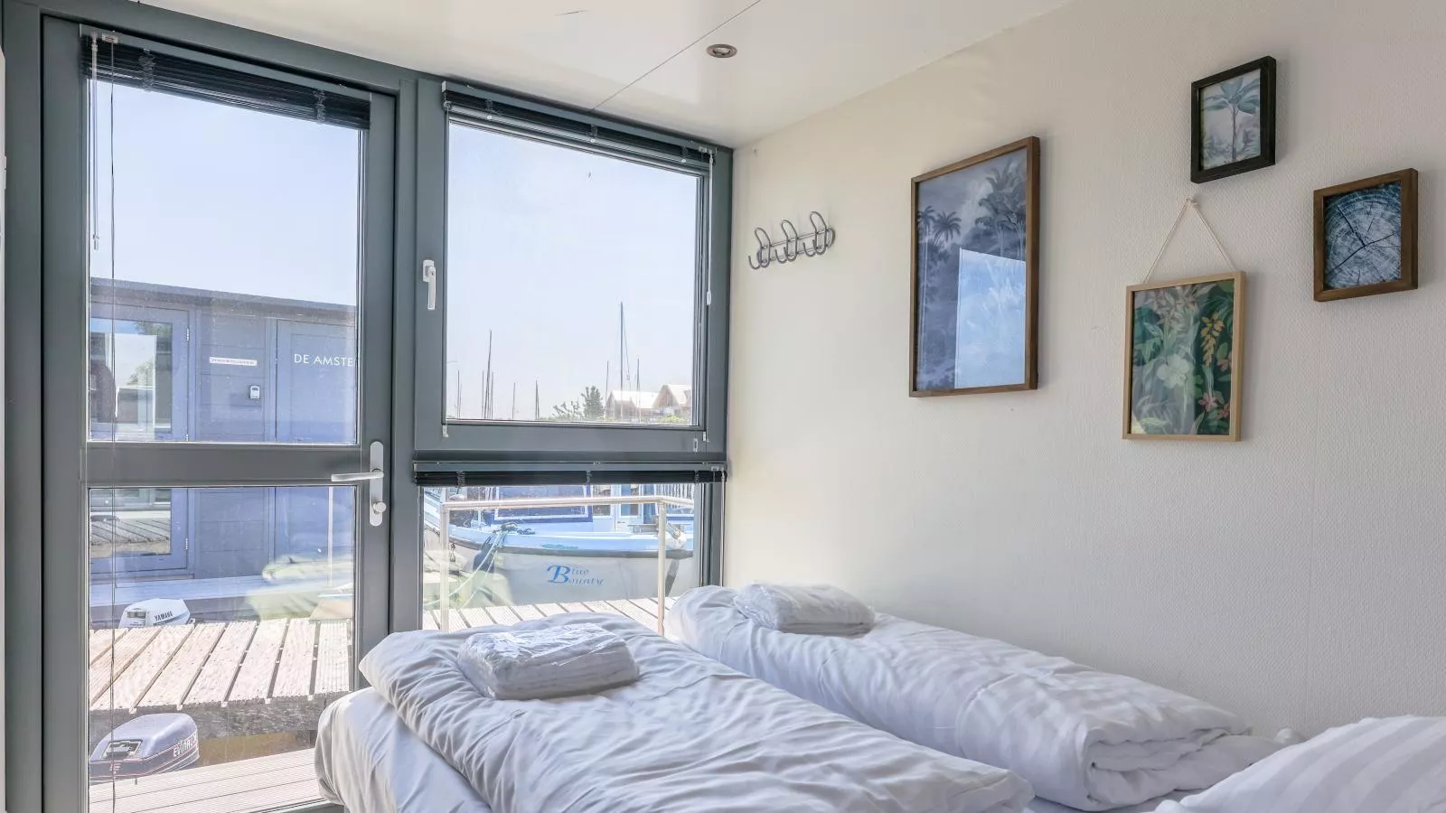 Tiny houseboat Uitgeest I-Schlafzimmer
