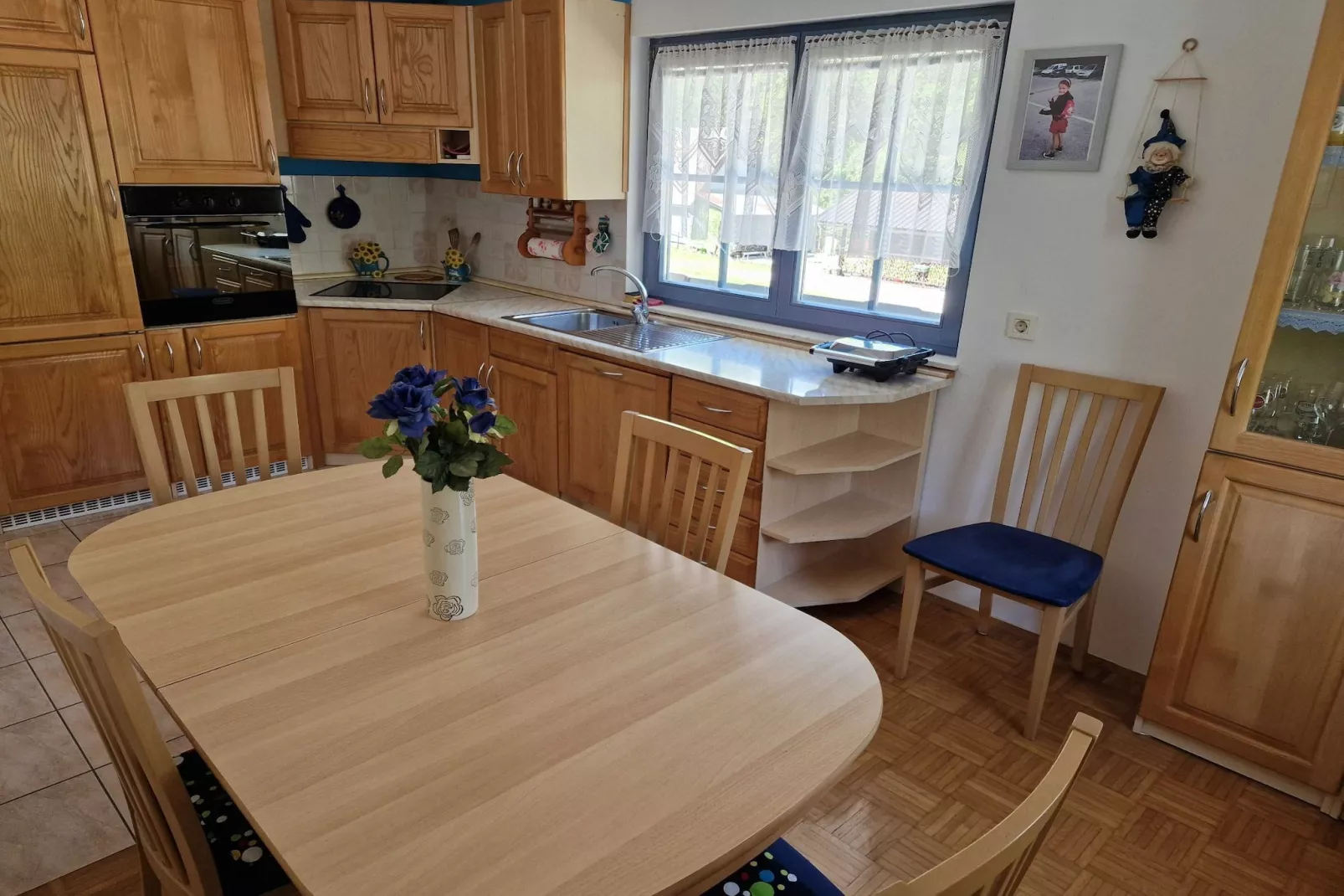 Bovec Comfortable Apartment with Mountain View - One Bedroom Apartment with Mountain View-Küche