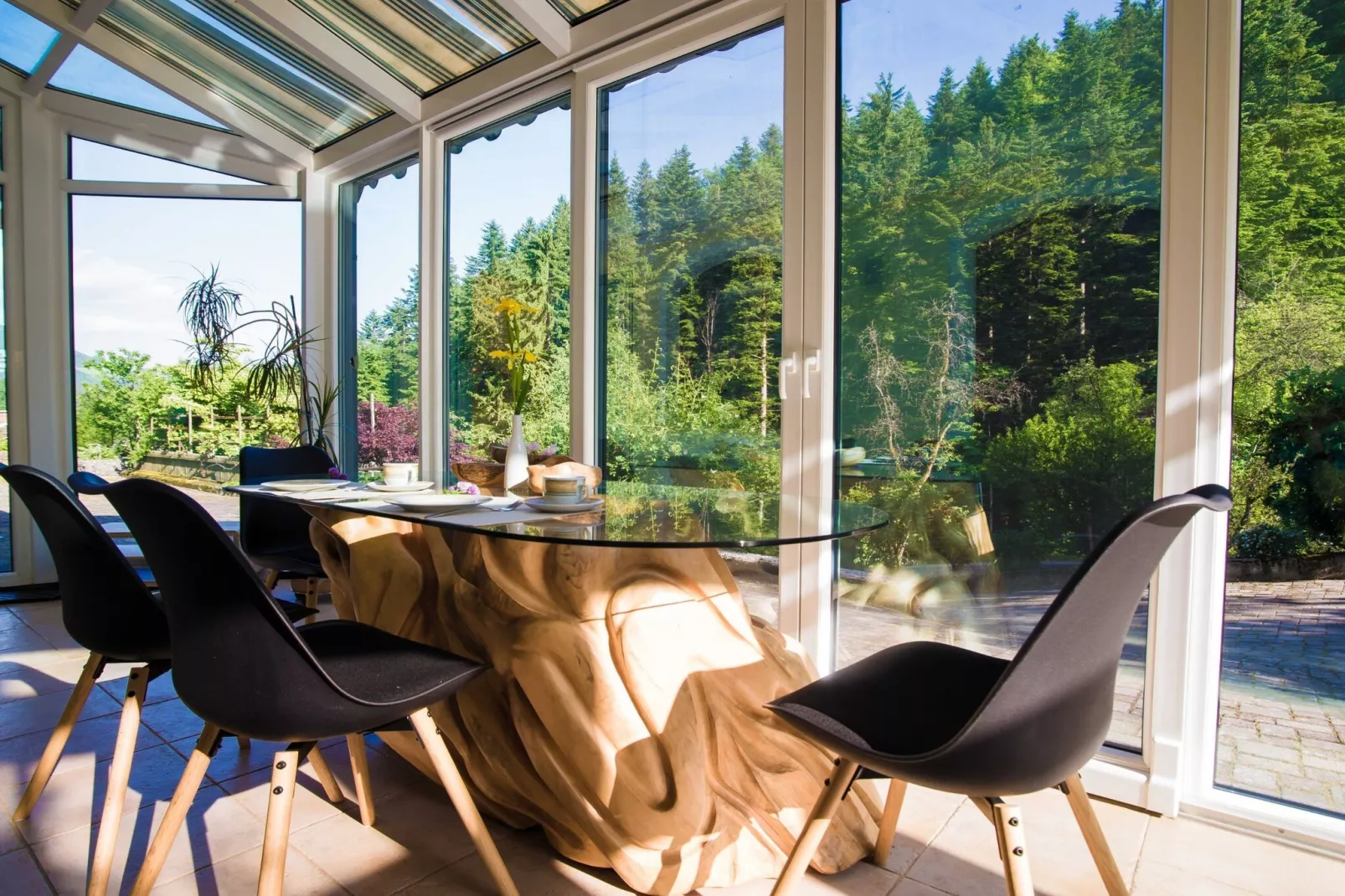 Rustic Authentic Holiday Home with Terrace and Wood Stove - Three Bedroom Holiday Home with Terrace-Esszimmer