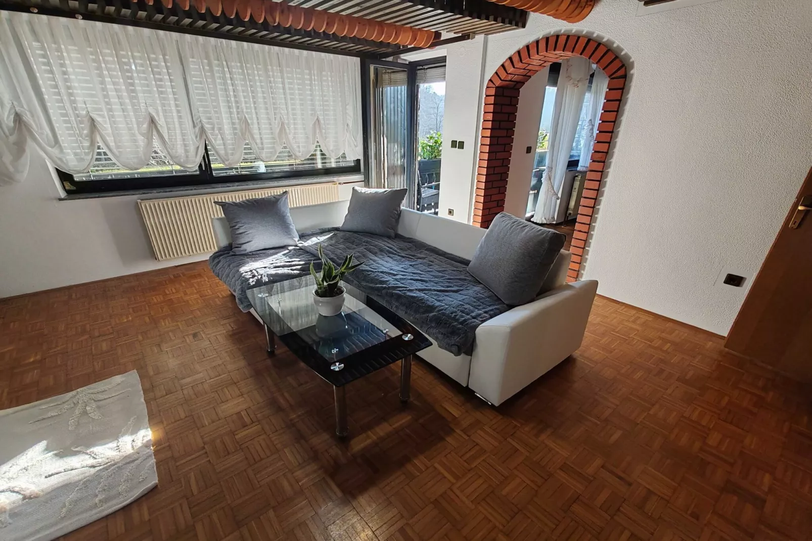 Brezovica Spacious Family-Friendy Apartment - Two Bedroom Apartment with Balcony-Living room