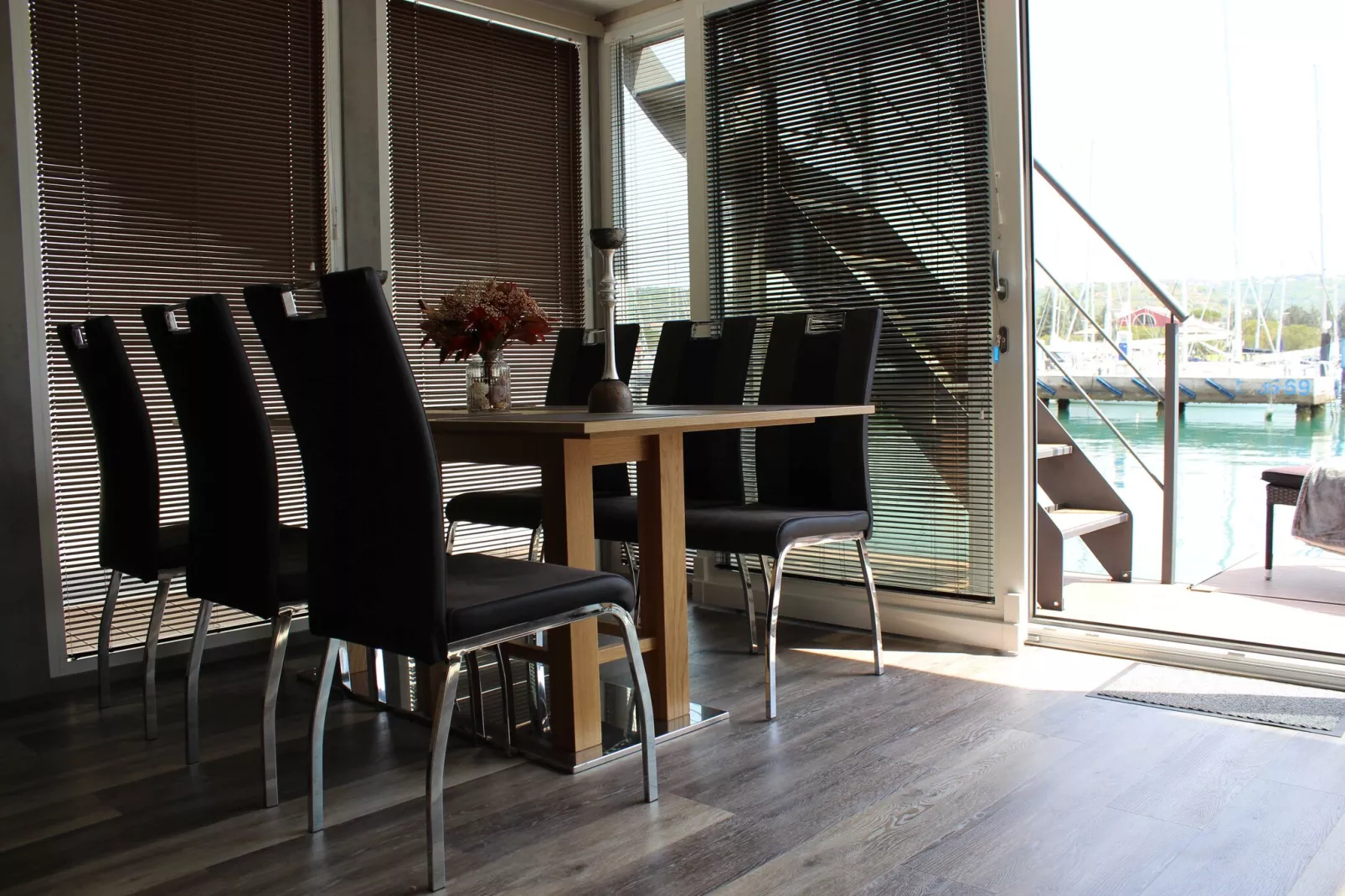 The Seaborn Residence - Two Bedroom Floating House-Dining room