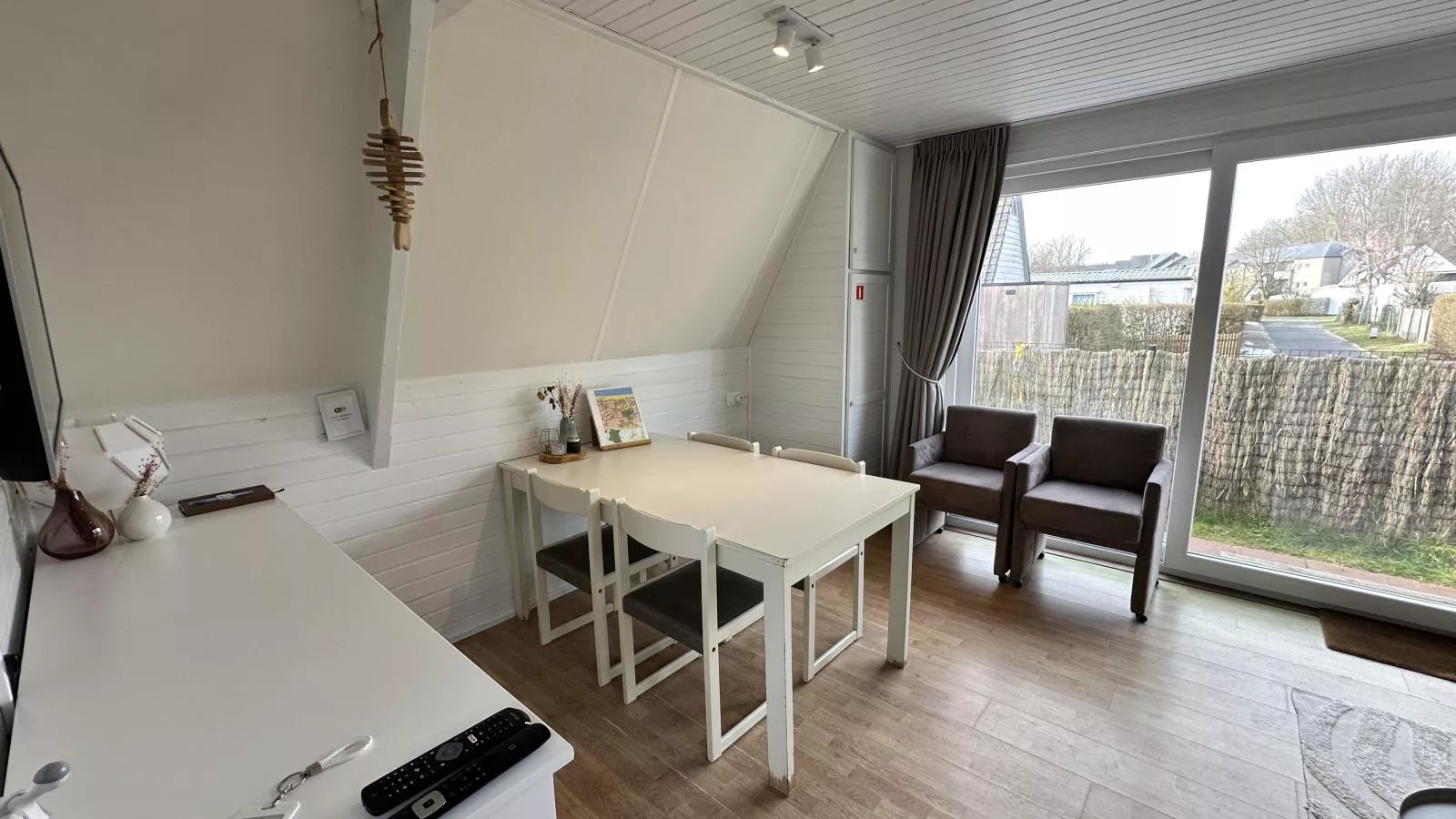 Duinhuisje H55-Dining room