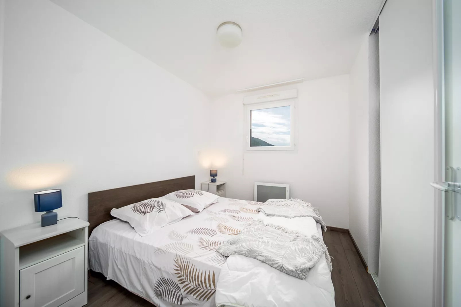 C. Du Verdon N°3308 - 3P6-Chambre