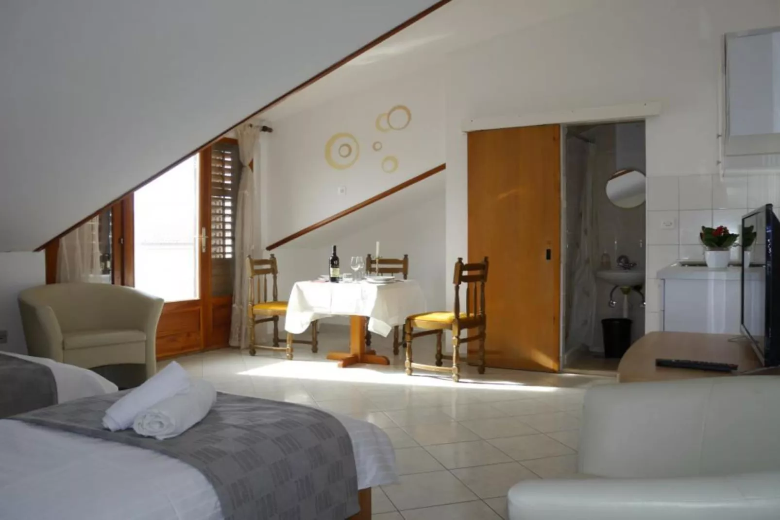 Dugi Rat Seaside Apartments - Studio Apartment 5-Chambre