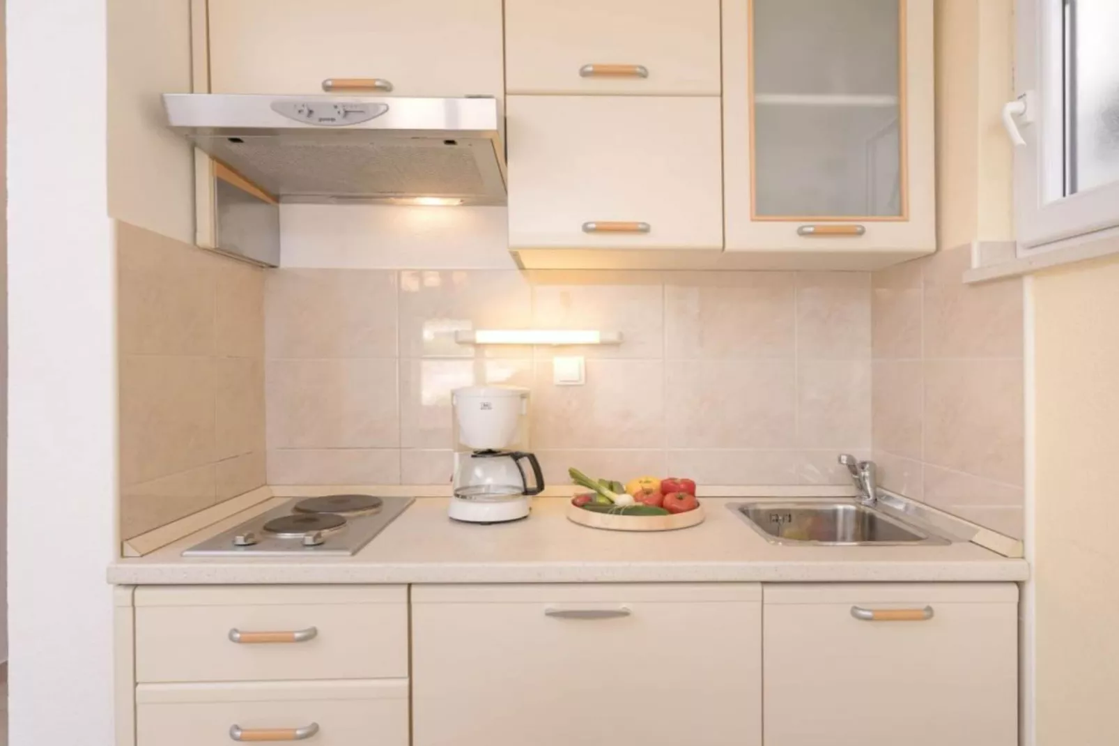 One Bedroom Apartment with Balcony 3-Küche