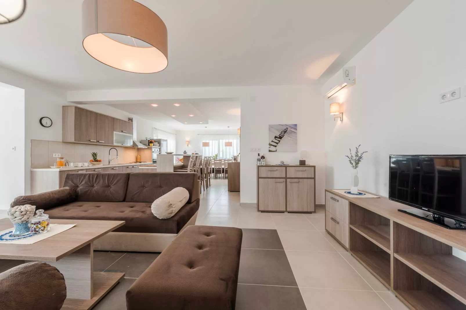 Luxury Escape with Swimming Pool & Modern Design -  Classic Four Bedroom Villa with Sea View and Private Pool ( Villa 3)-Salon