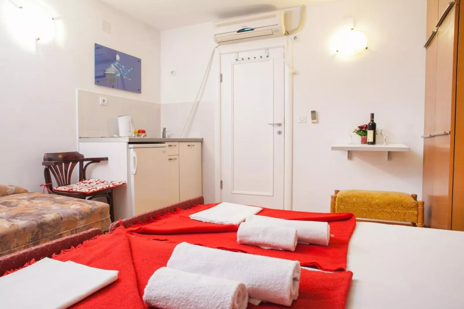 Comfortable Stay with Sea View in Petrovac -  Studio with External Bathroom 2-Schlafzimmer