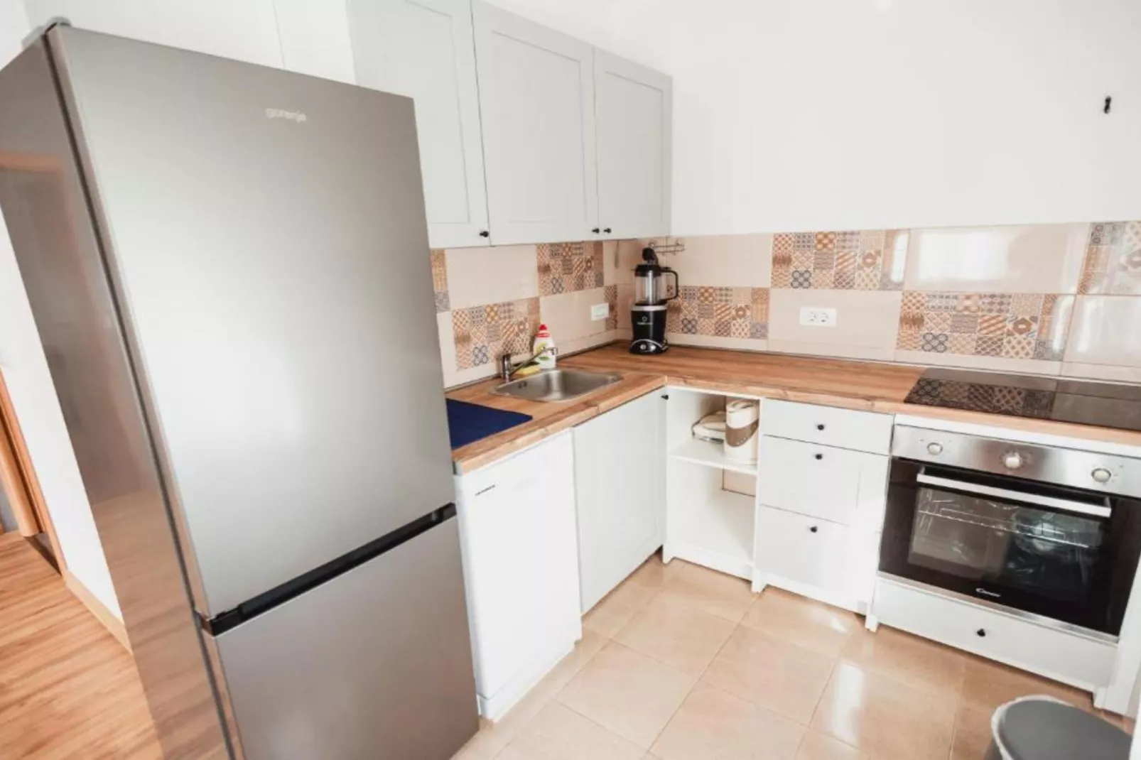 Modern Apartment with Terrace in Herceg Novi - Two Bedroom Apartment-Cuisine