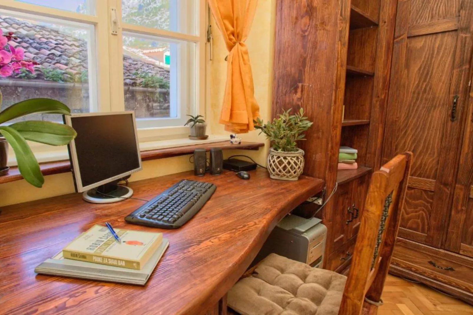 Kotor Old Town Charm Apartment - Two Bedroom Apartment-Living room