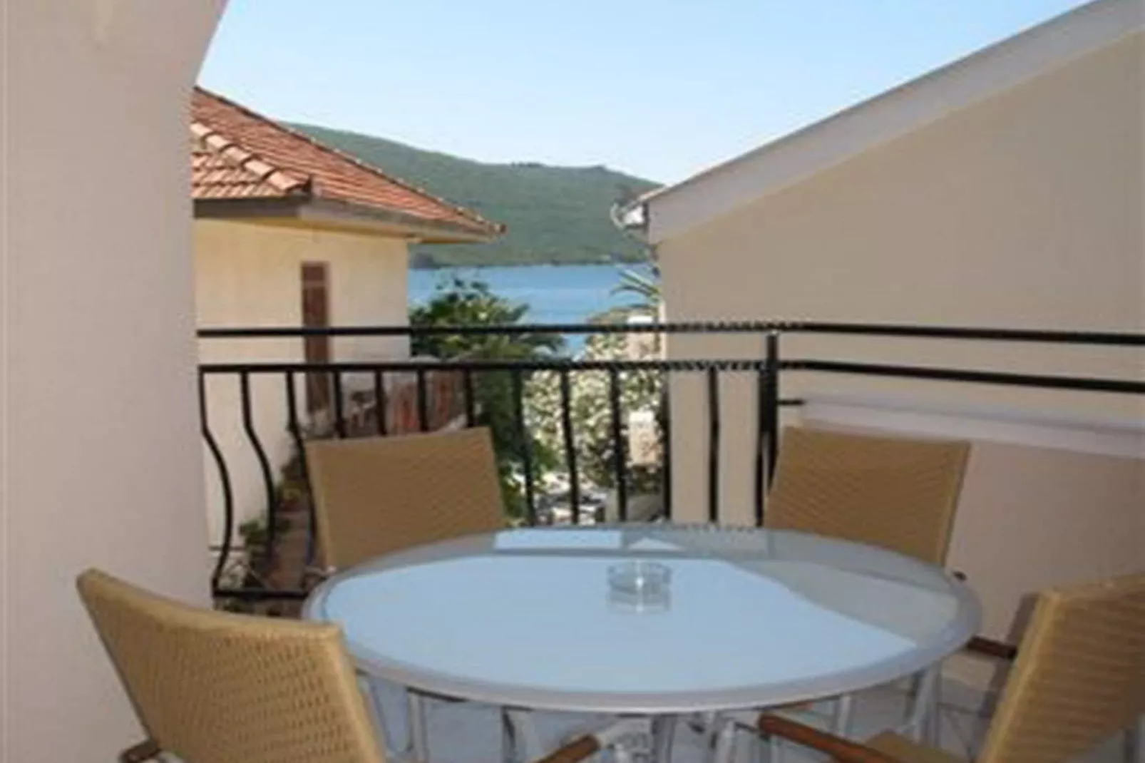 Villa Apartments Kumbor President - One Bedroom Apartment With Sea View (Hera)-Terrasse/Balkon