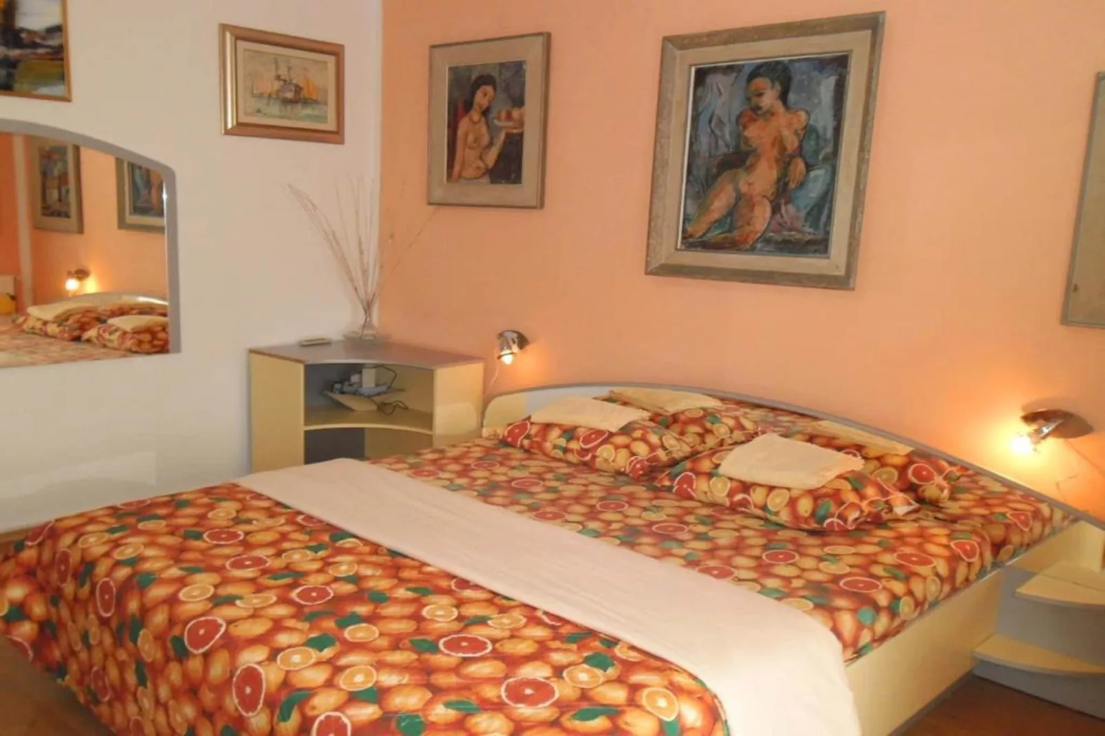 Charming Apartments Kestenovi Dvori - One Bedroom Apartment (A4)-Bedroom