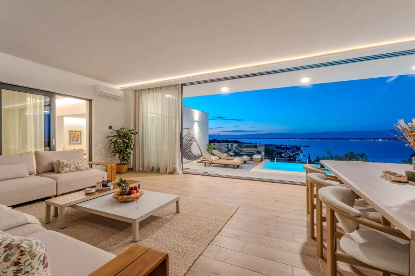 Holiday Home Good Life-Living room