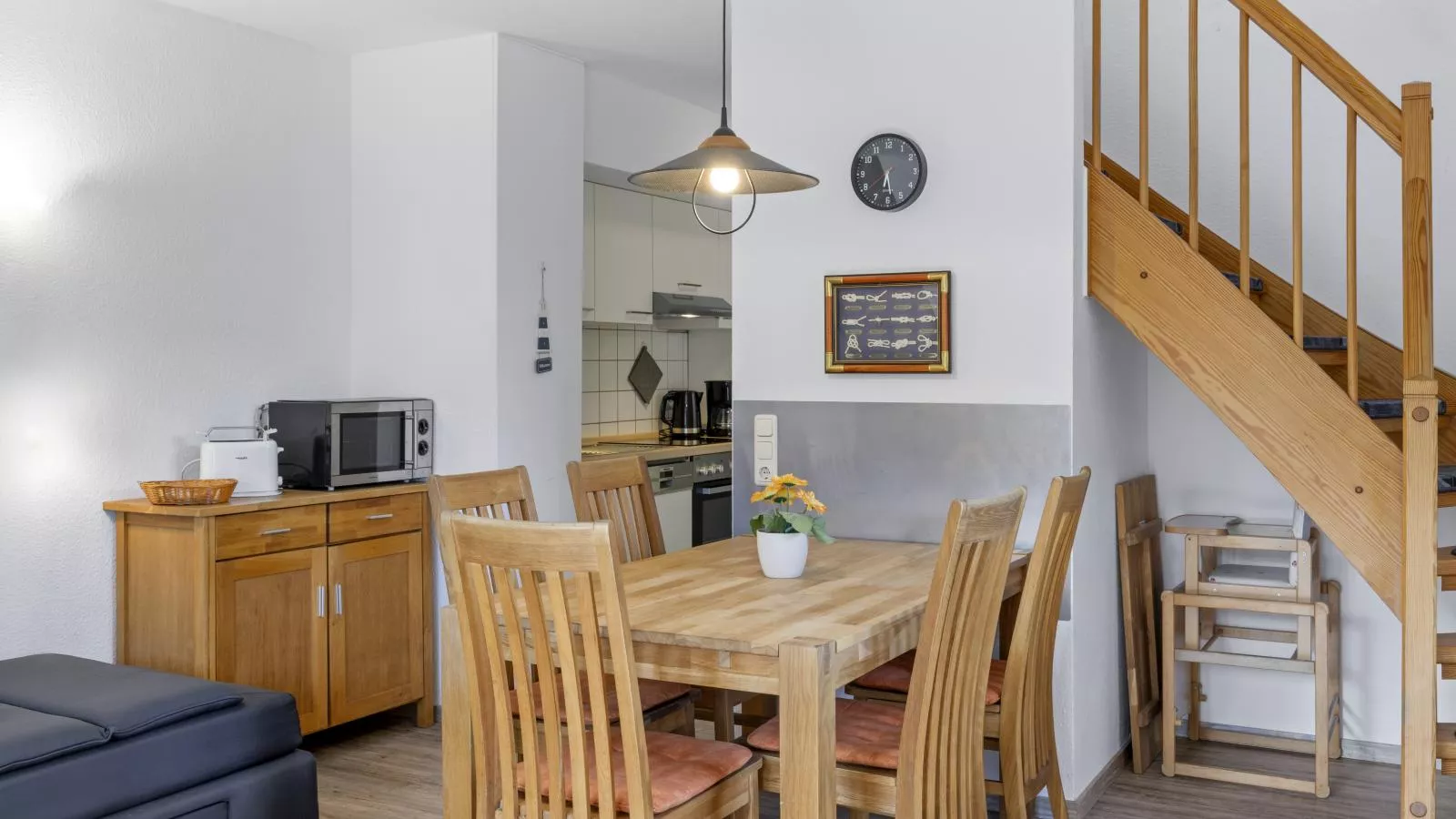 Papillon 11-5-Dining room