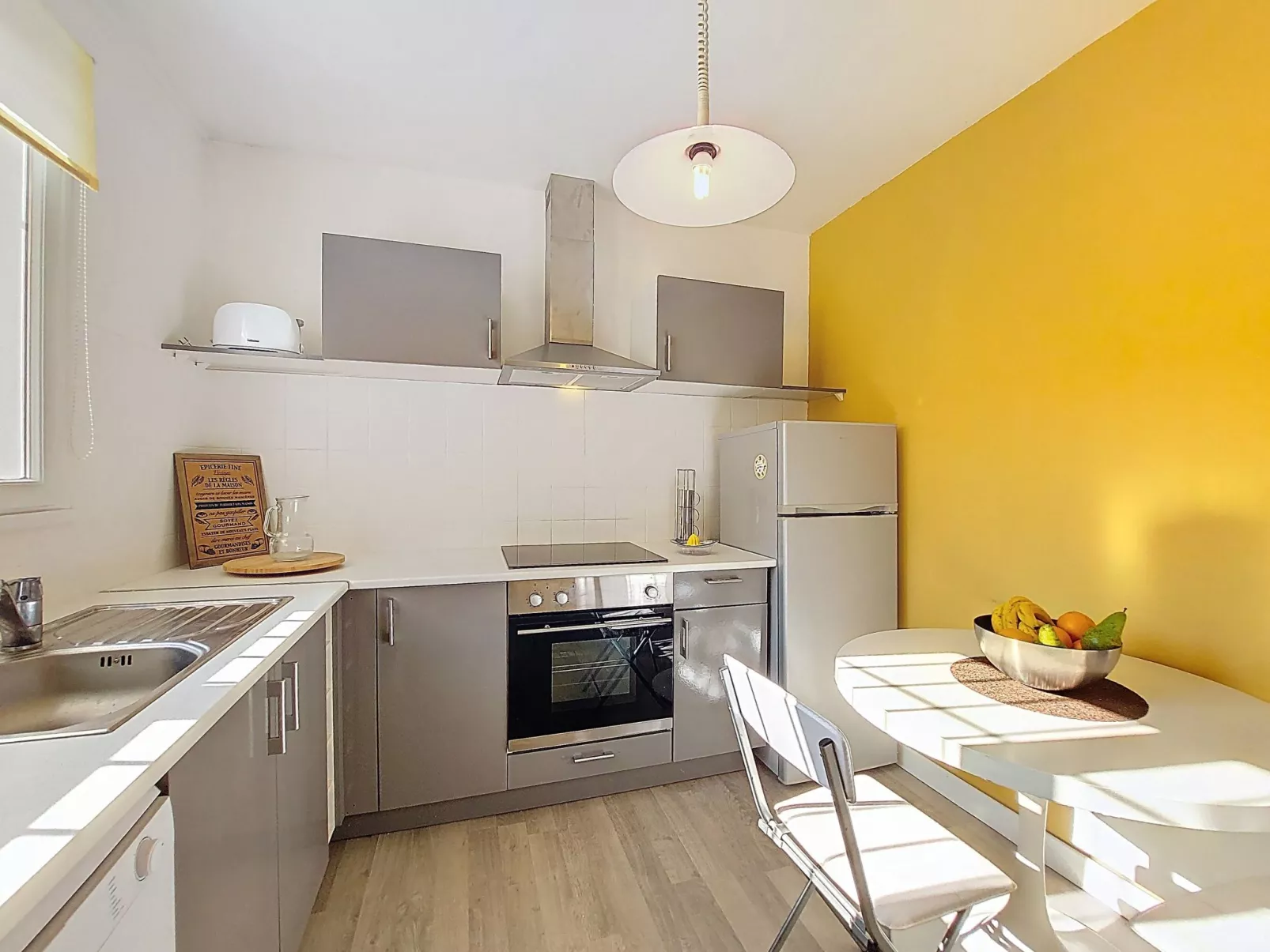 Les Floriales-Drinnen