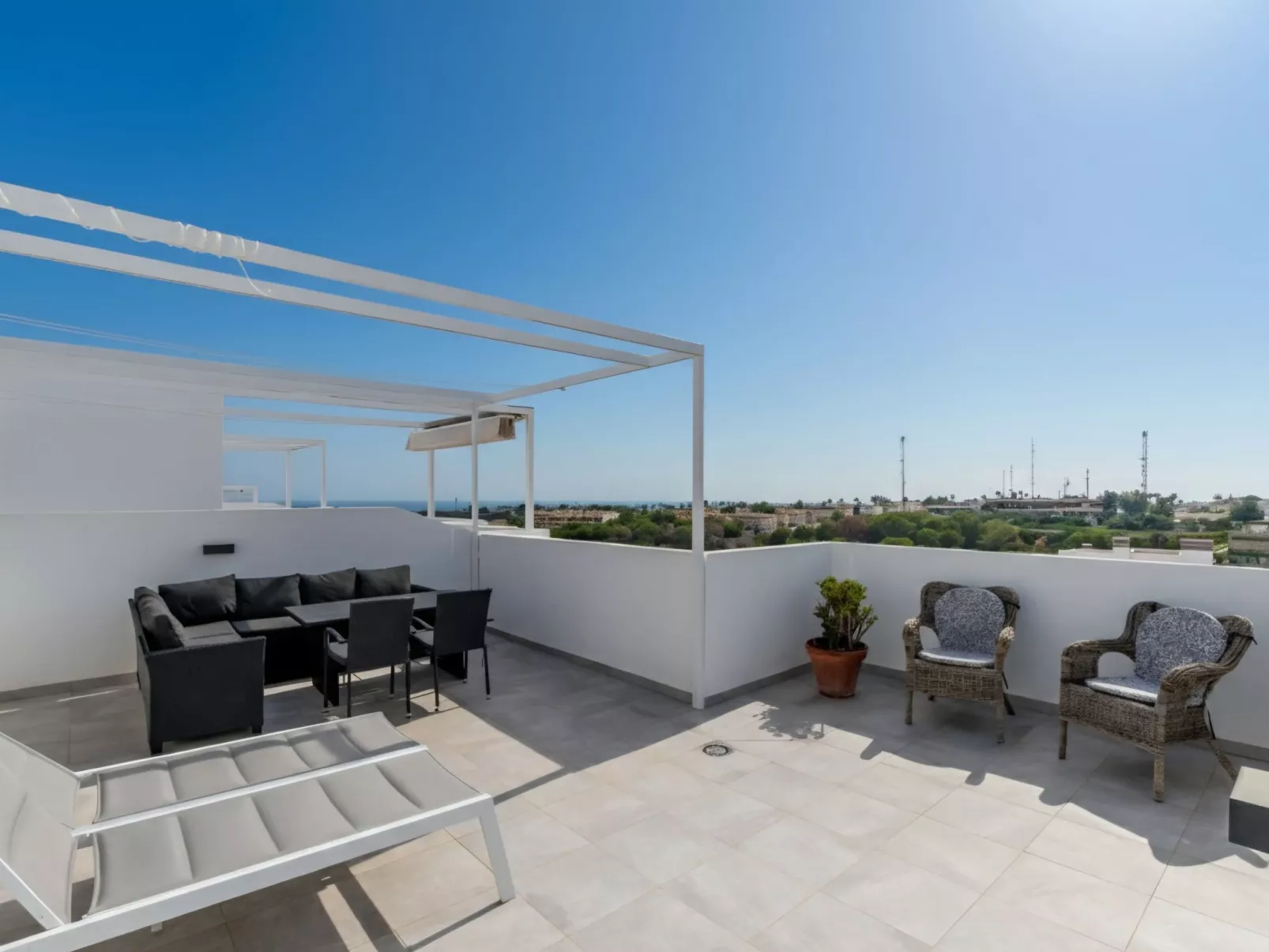 Aire Residencial-Outside