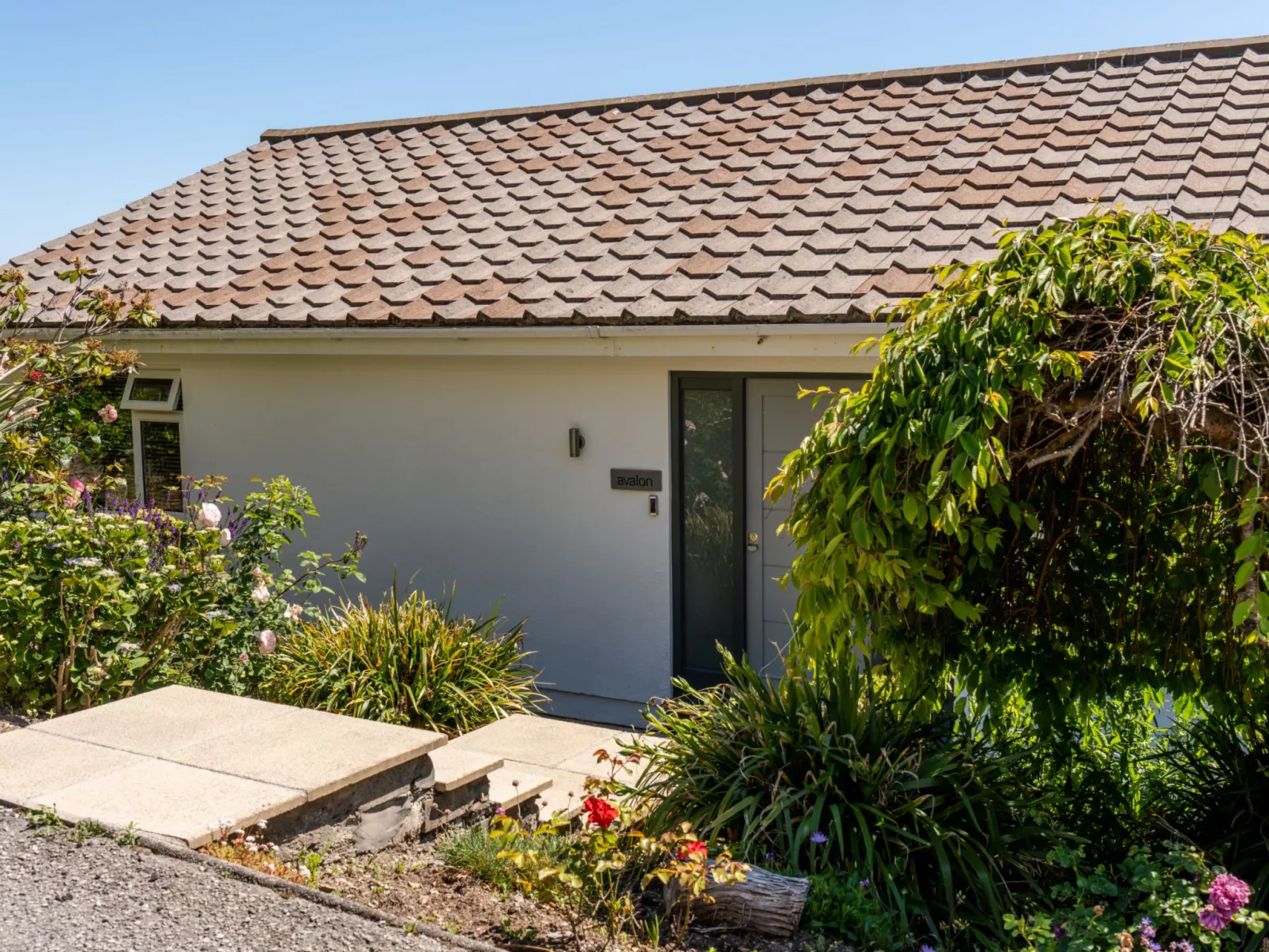 Avalon Sea Views-Dehors