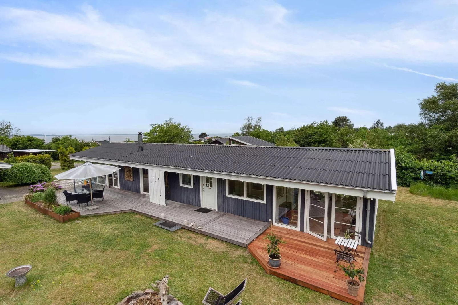 5 Sterne Ferienhaus in Ølsted-Im Freien