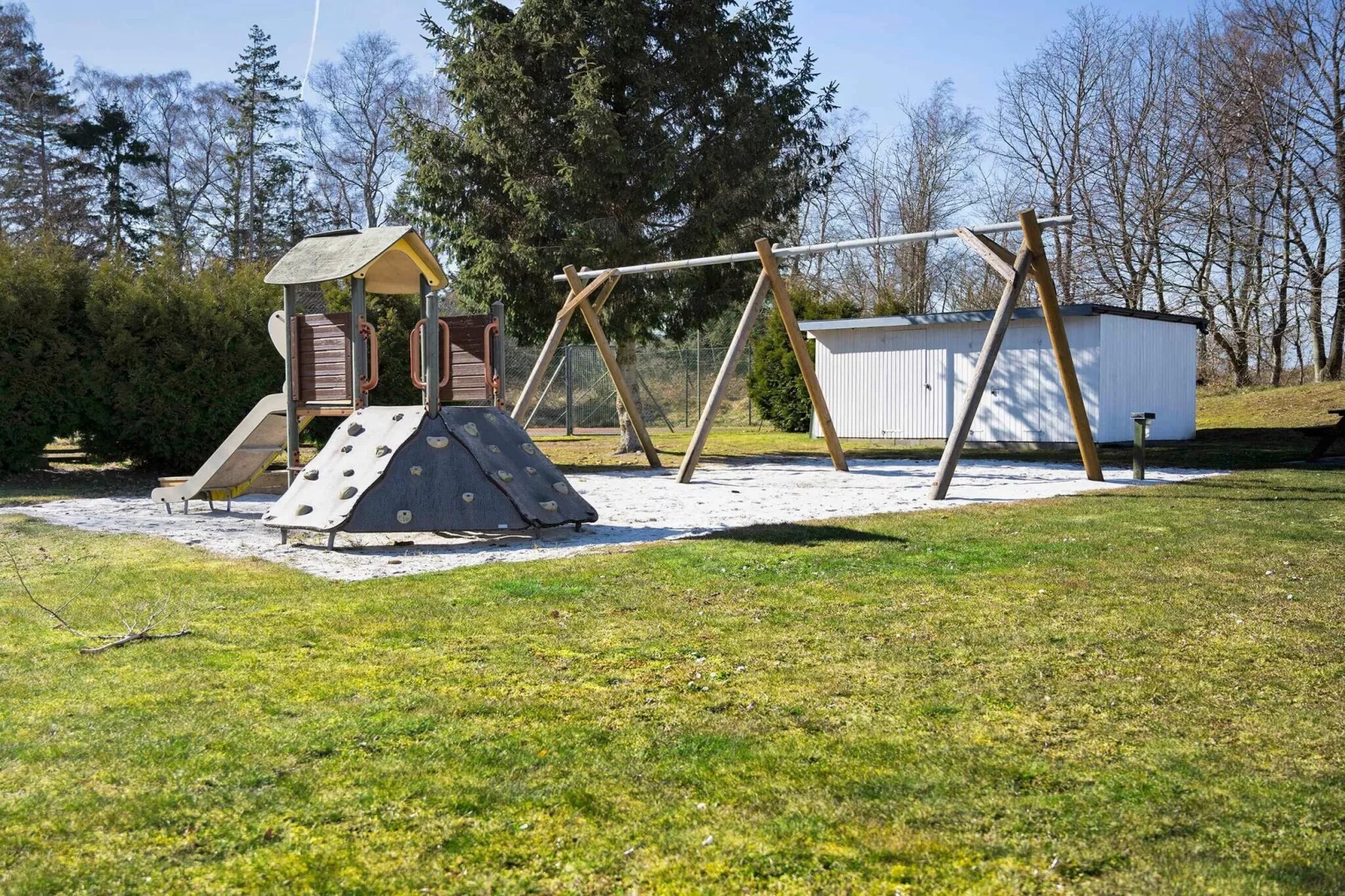 5 Sterne Ferienhaus in Nexø-Im Freien