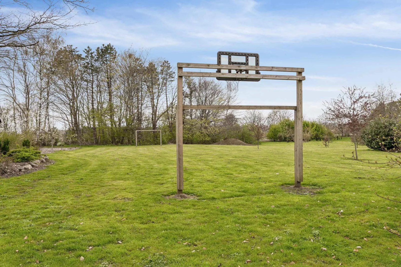 5 Sterne Ferienhaus in Hasselager-Im Freien