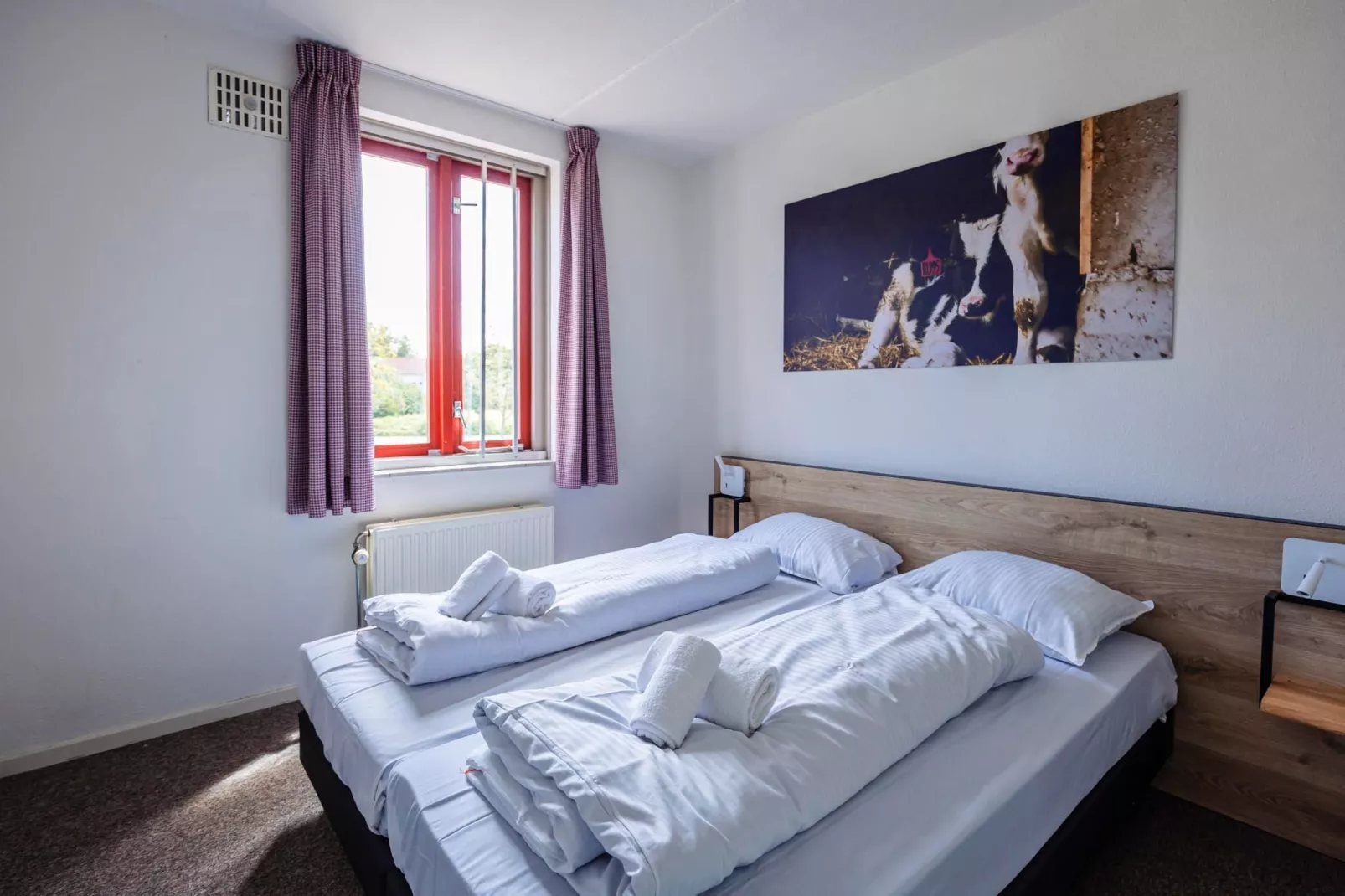 16 - Persons Family bungalow-Chambre