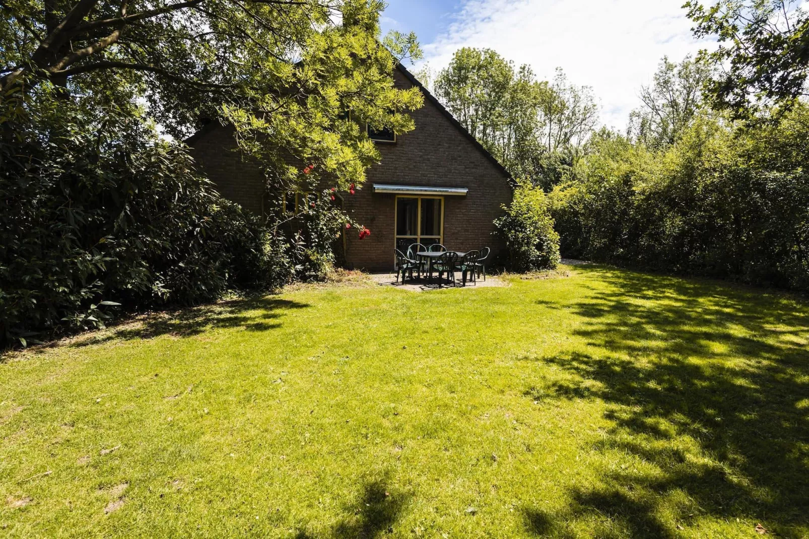 12 - Persons Family Bungalow-Terrasse/Balkon