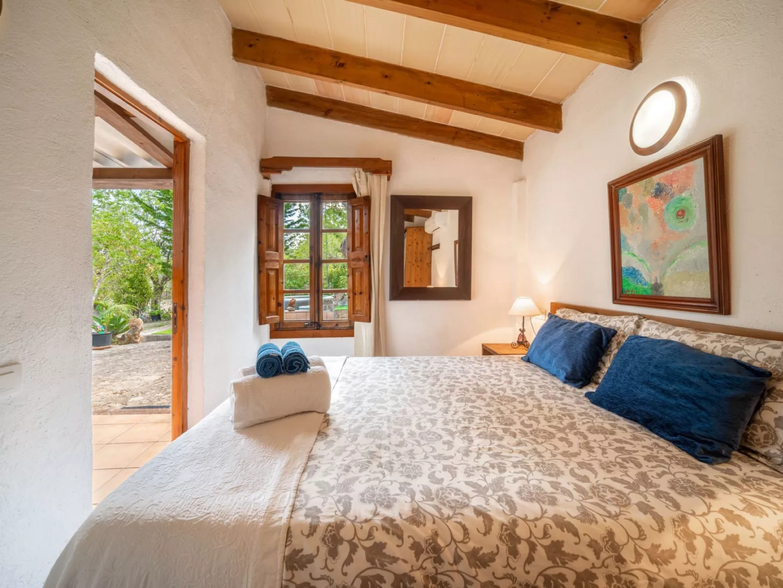 La Salve Can Jordi-Inside