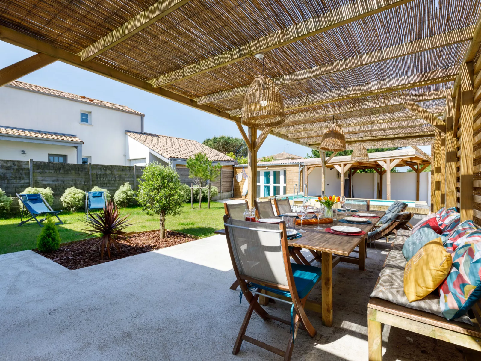 La Perle de Jade-Draußen