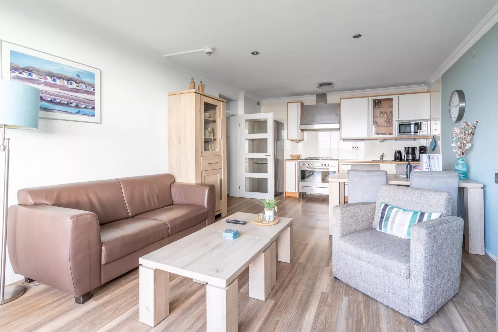 Juliana 164-Living room