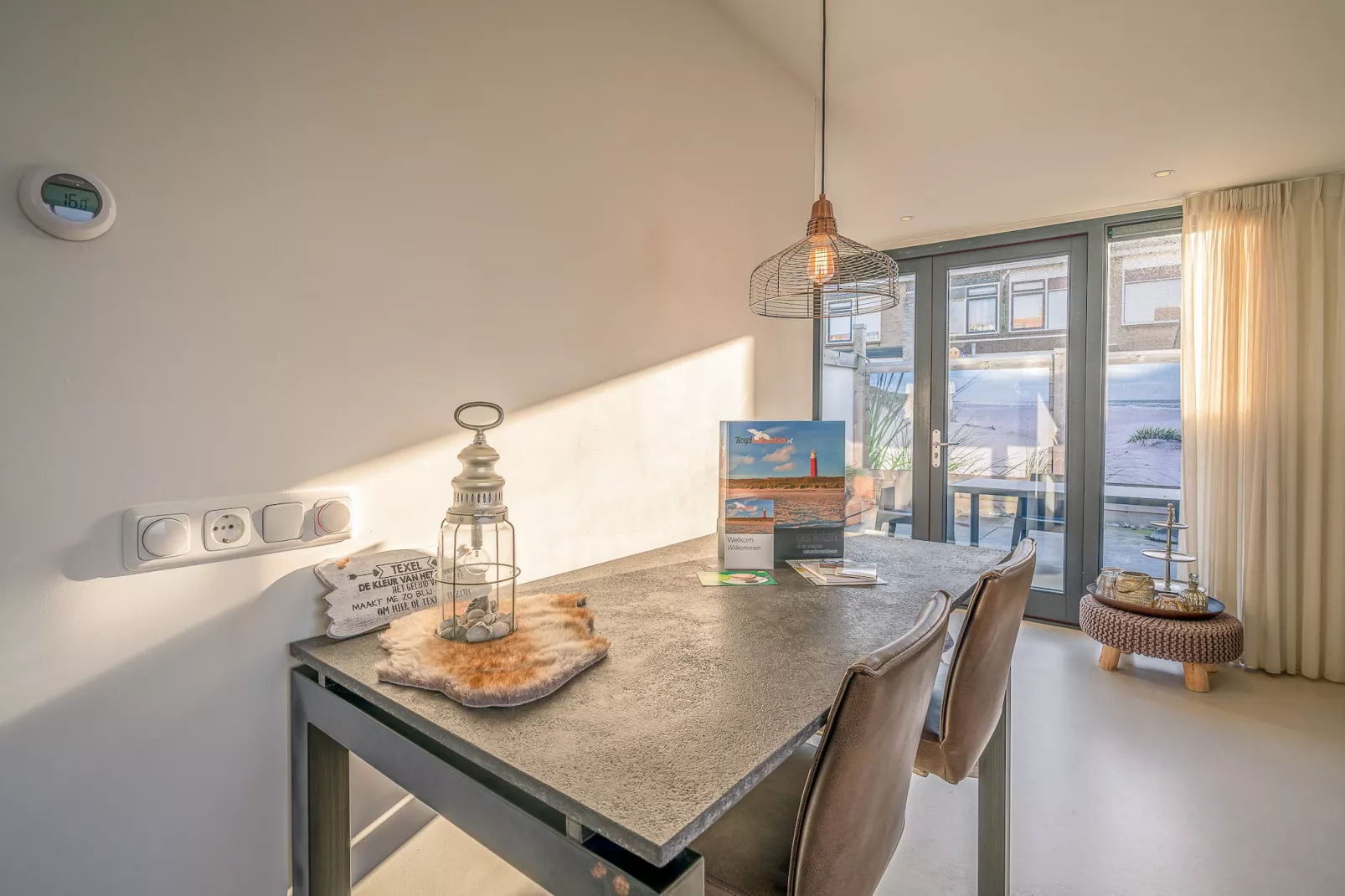 Brink 15-Dining room