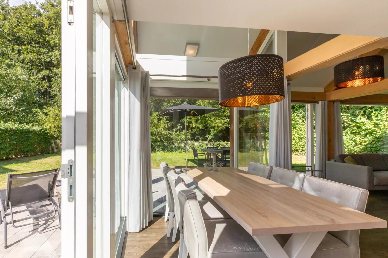 Zonnedorp 23 Zeeland Huis Renesse: Luxury Beach Holiday | Close to North Sea-Terrasse / balcon