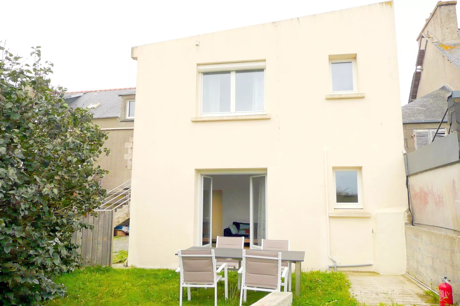 Doppelhaushälfte in Plouguerneau-Terrace balcony