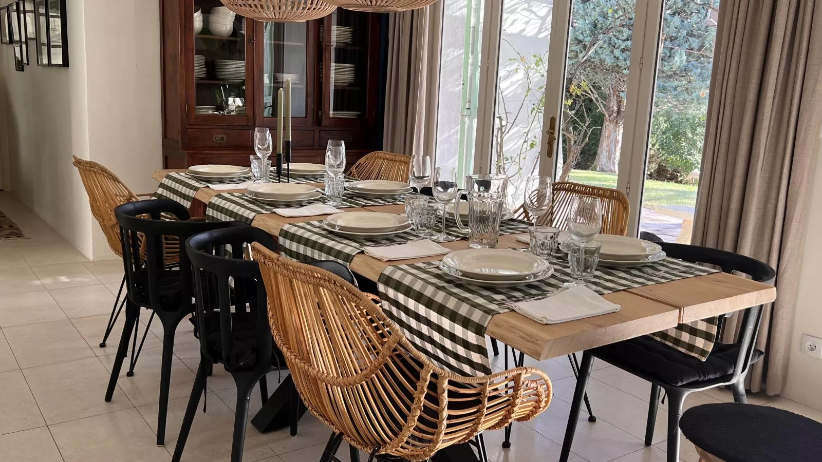 Les Palmiers-Dining room