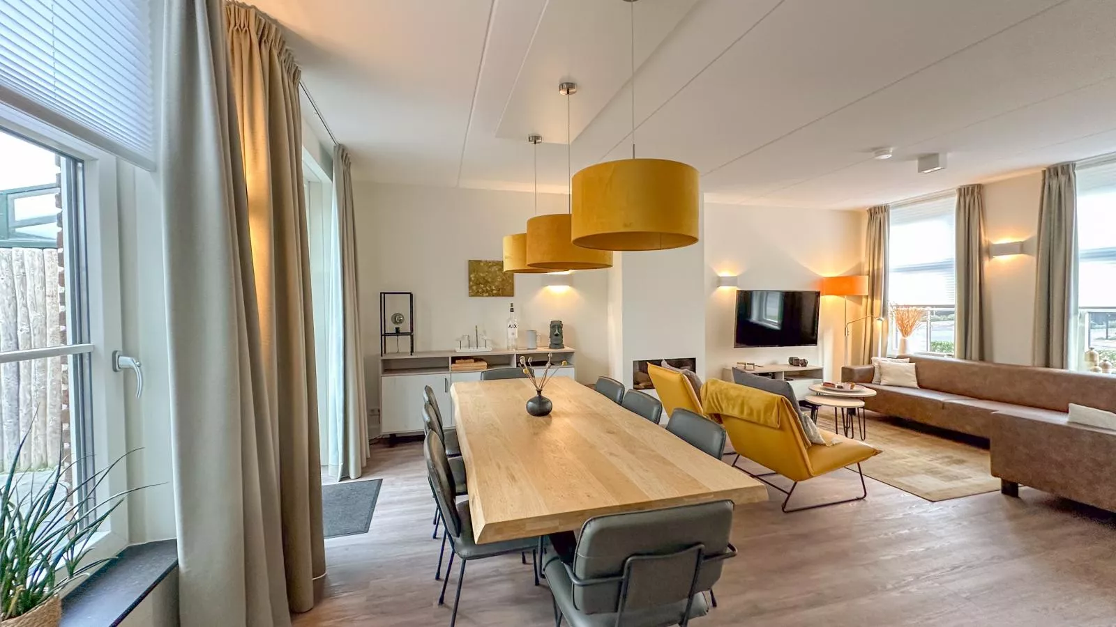 Happy Beach 50-Salon