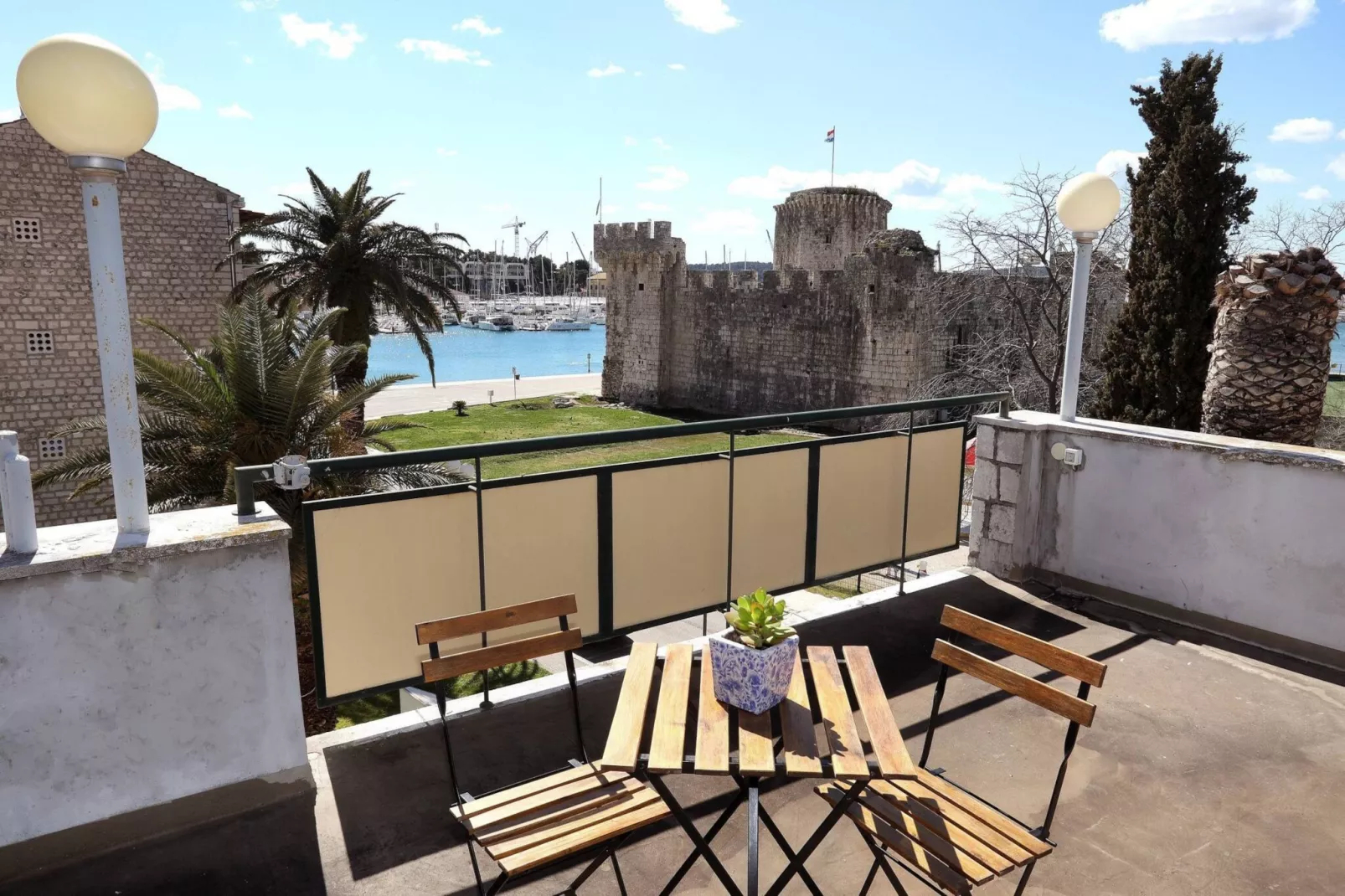 M Apartment Trogir-Terrace balcony