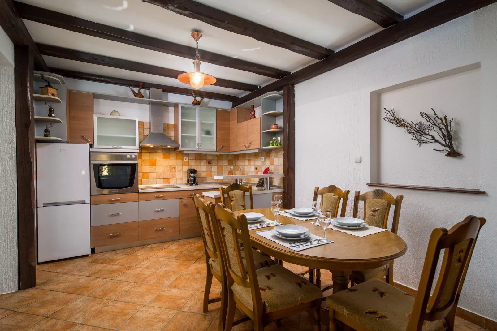 Villa Olea with private heated pool-Cuisine