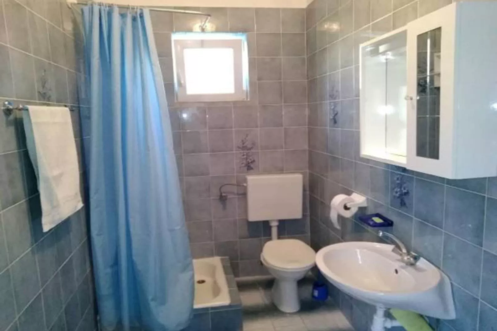 Apartments Verović Rab Banjol - Two Bedroom Apartment With Terrace (A2)-Bathroom