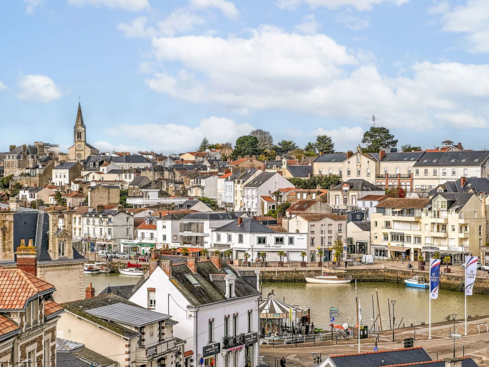 La Fontaine-Draußen