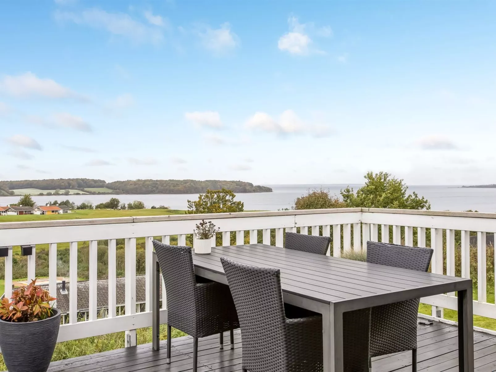 "Albine" - 500m from the sea-Outside