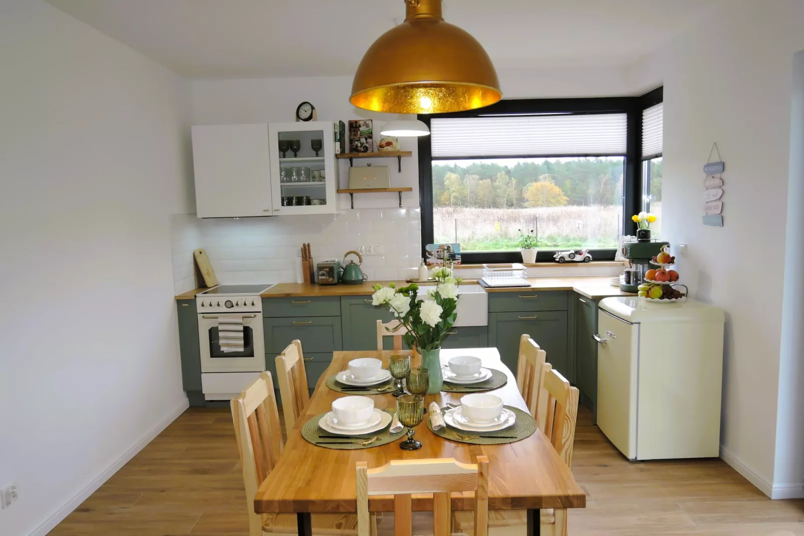 Green Hill Domysłów-Cuisine