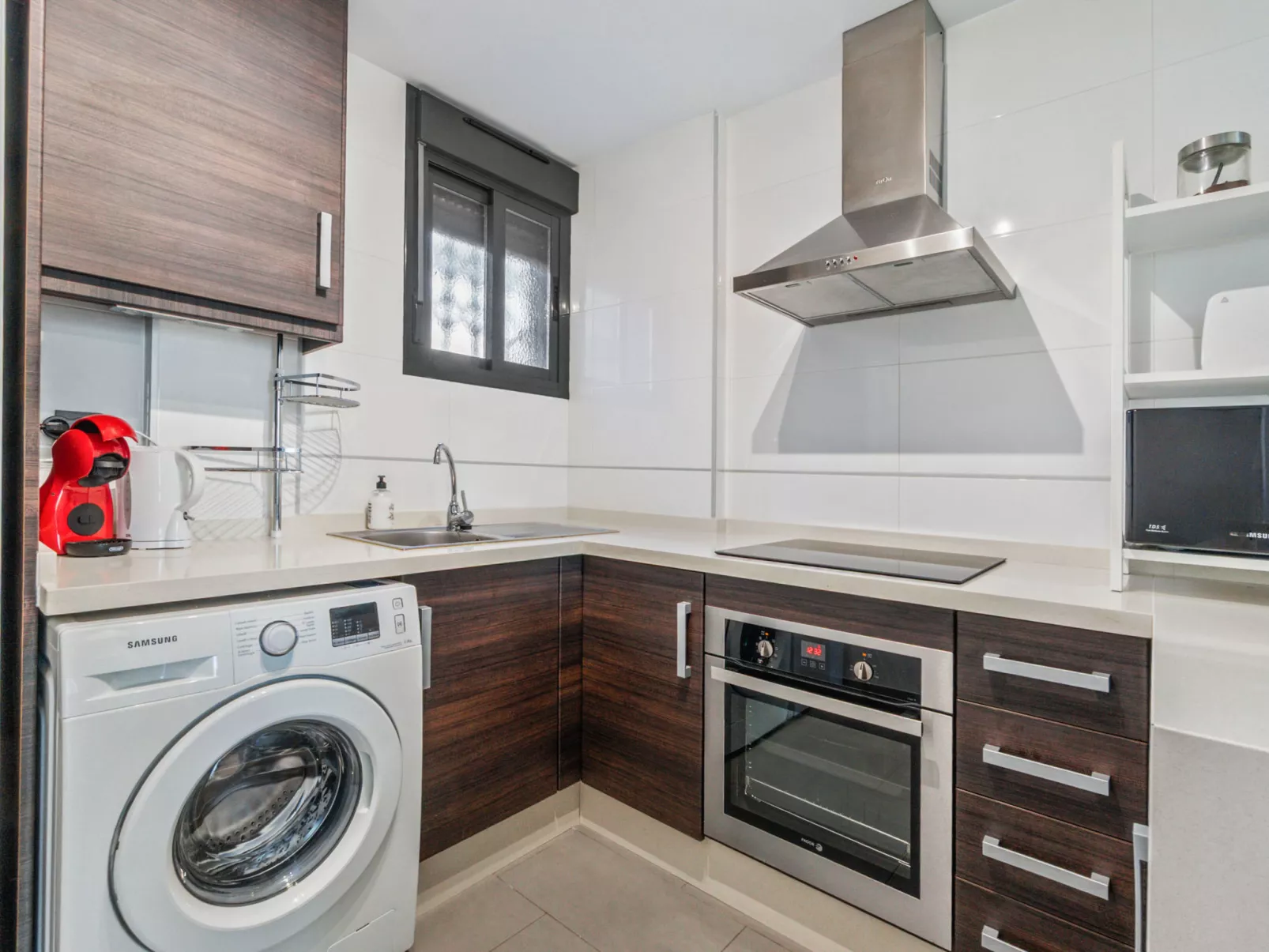 Oasis Beach 1-Drinnen