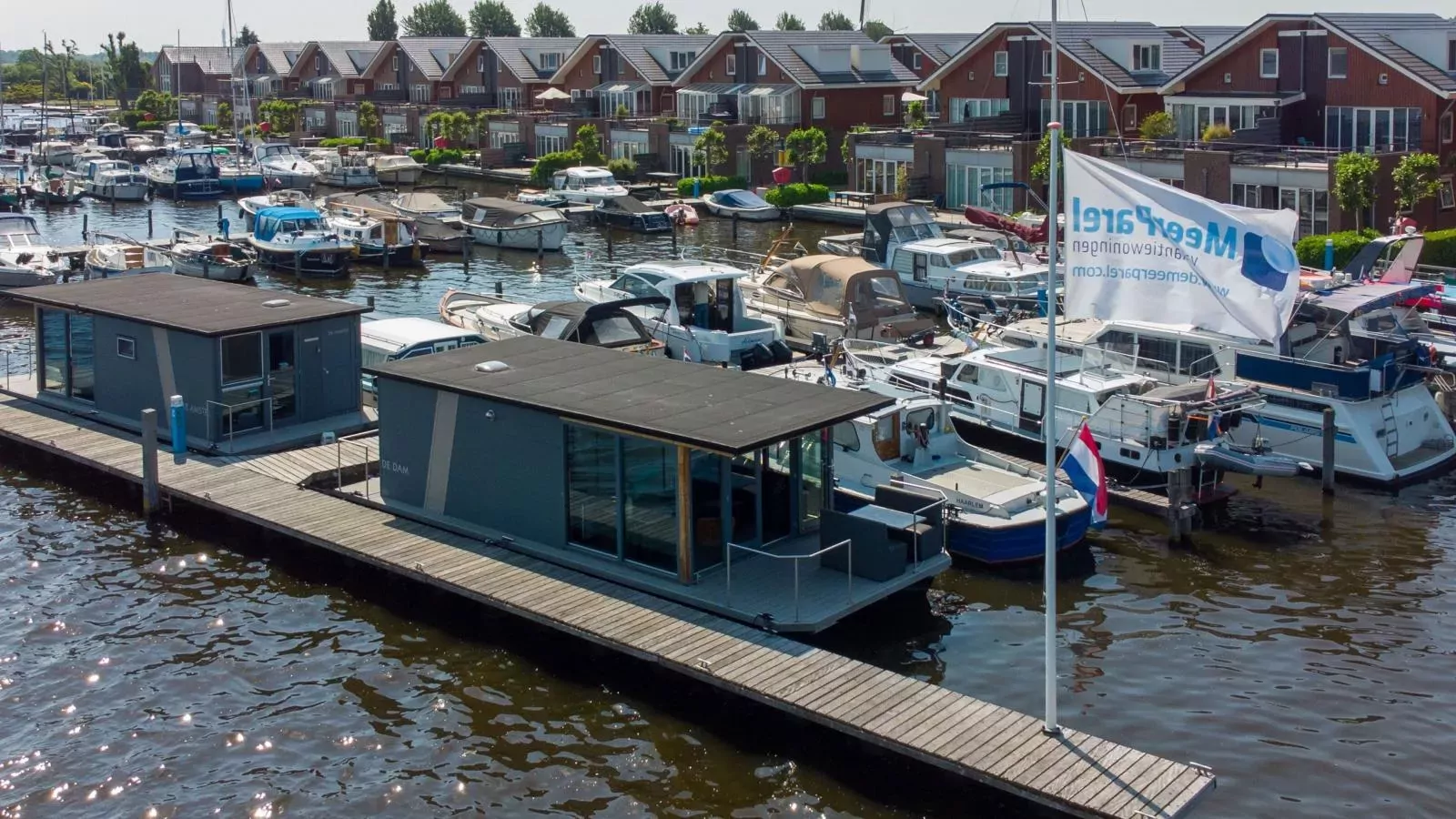 Tiny houseboat Uitgeest I-Außenbereich Sommer