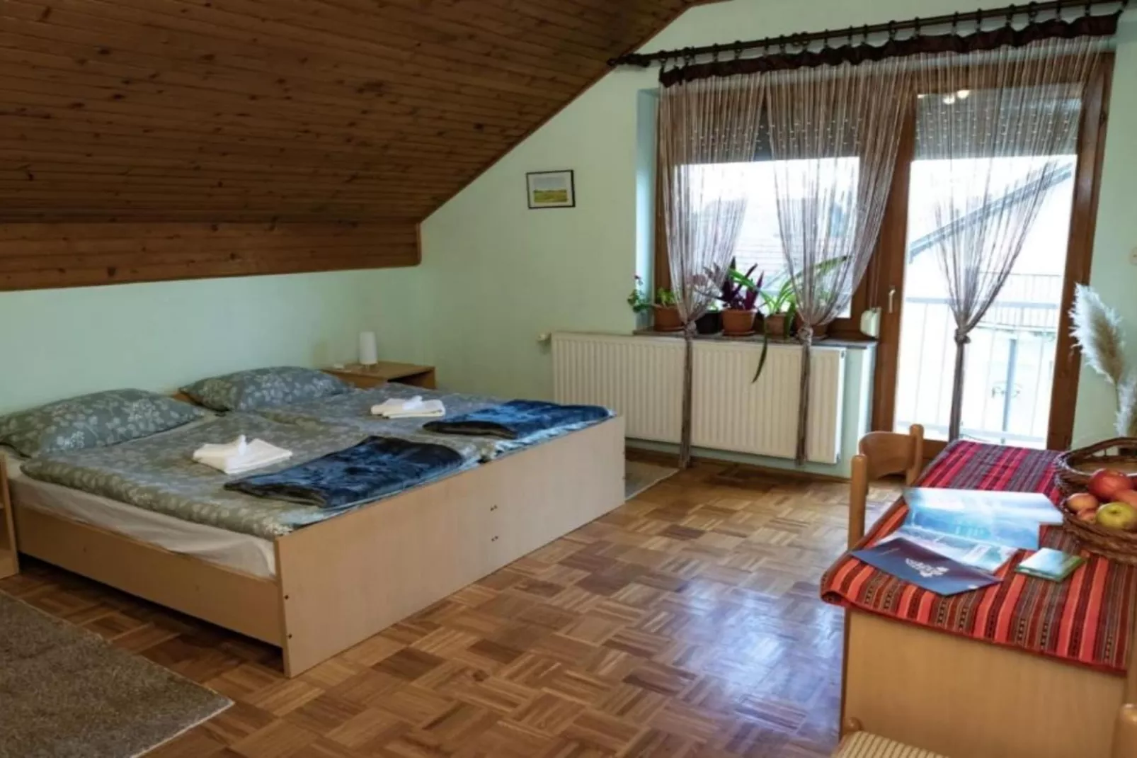 One Bedroom Dream Room (2)-Chambre