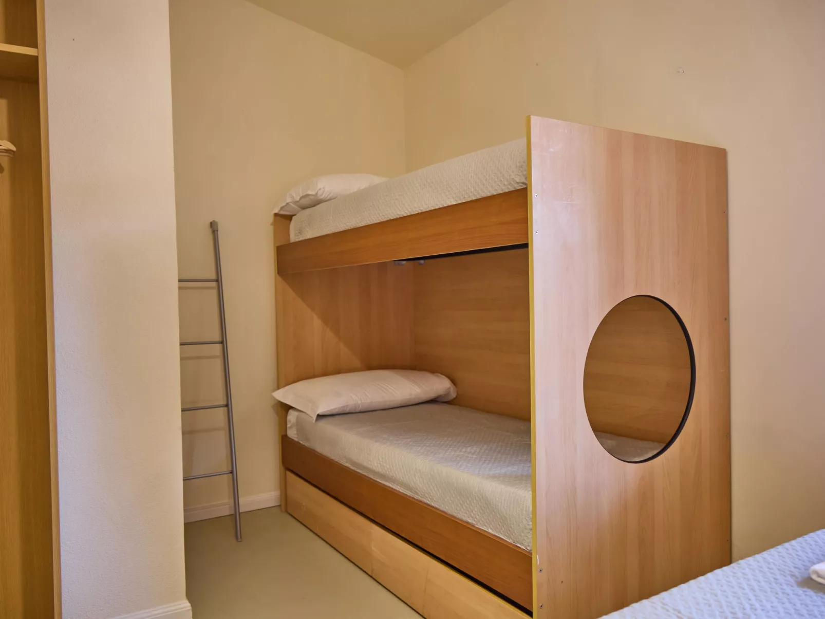 Costa D'Argento-Inside