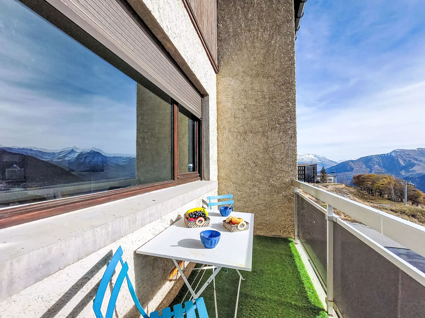 La Combe des Ours-Outside