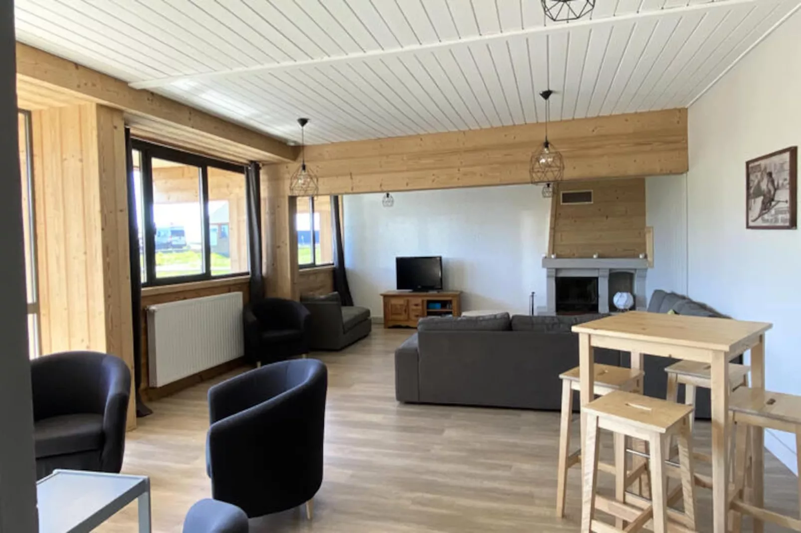 Mobil Home - Bungalow - Cottage à Albepierre Bredons-Untagged