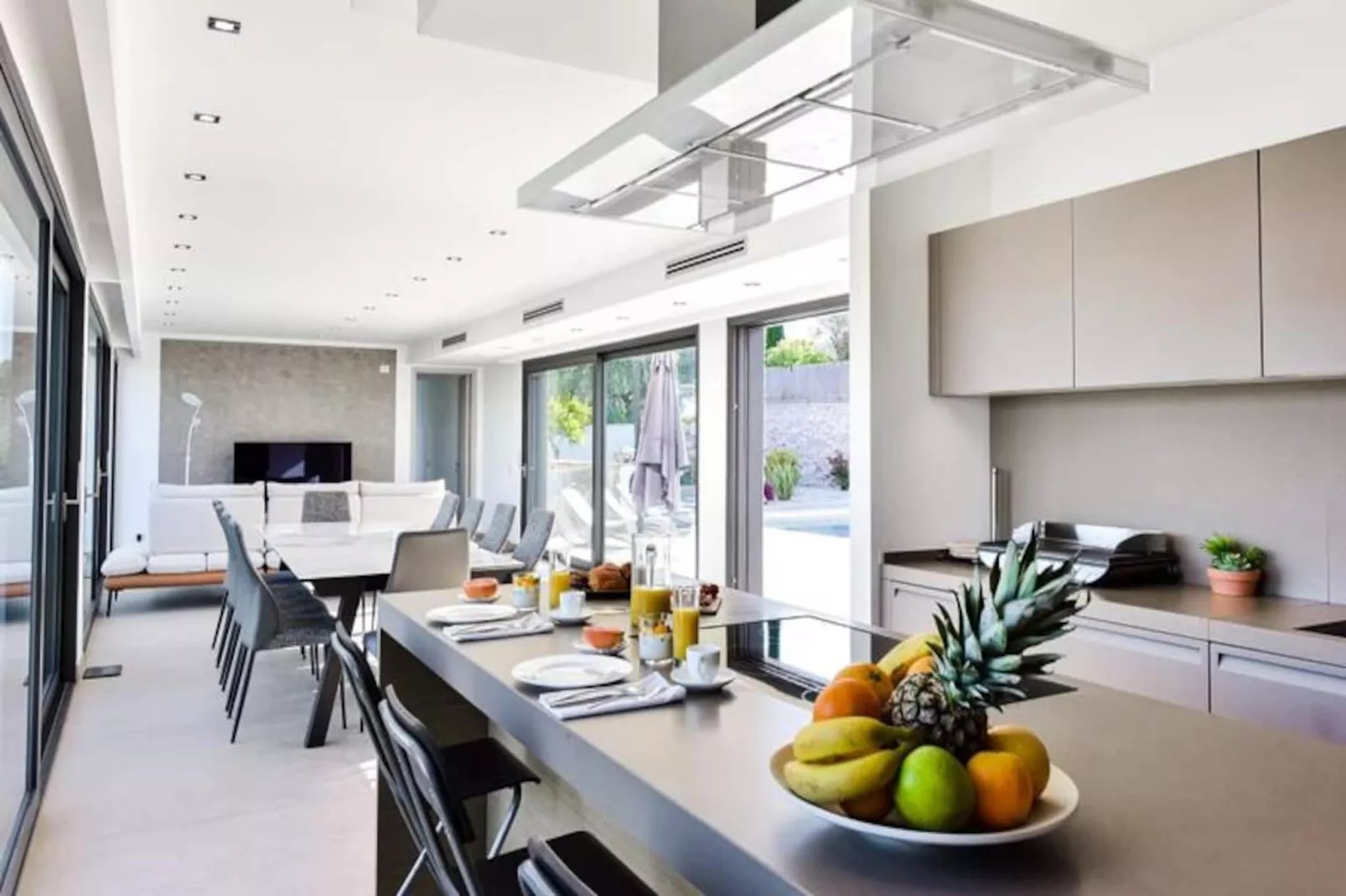 Résidence Villa D&rsquo;architecte Avec Piscine Chauff&eacute;e Pour 10 !-Nicht zugeordnet