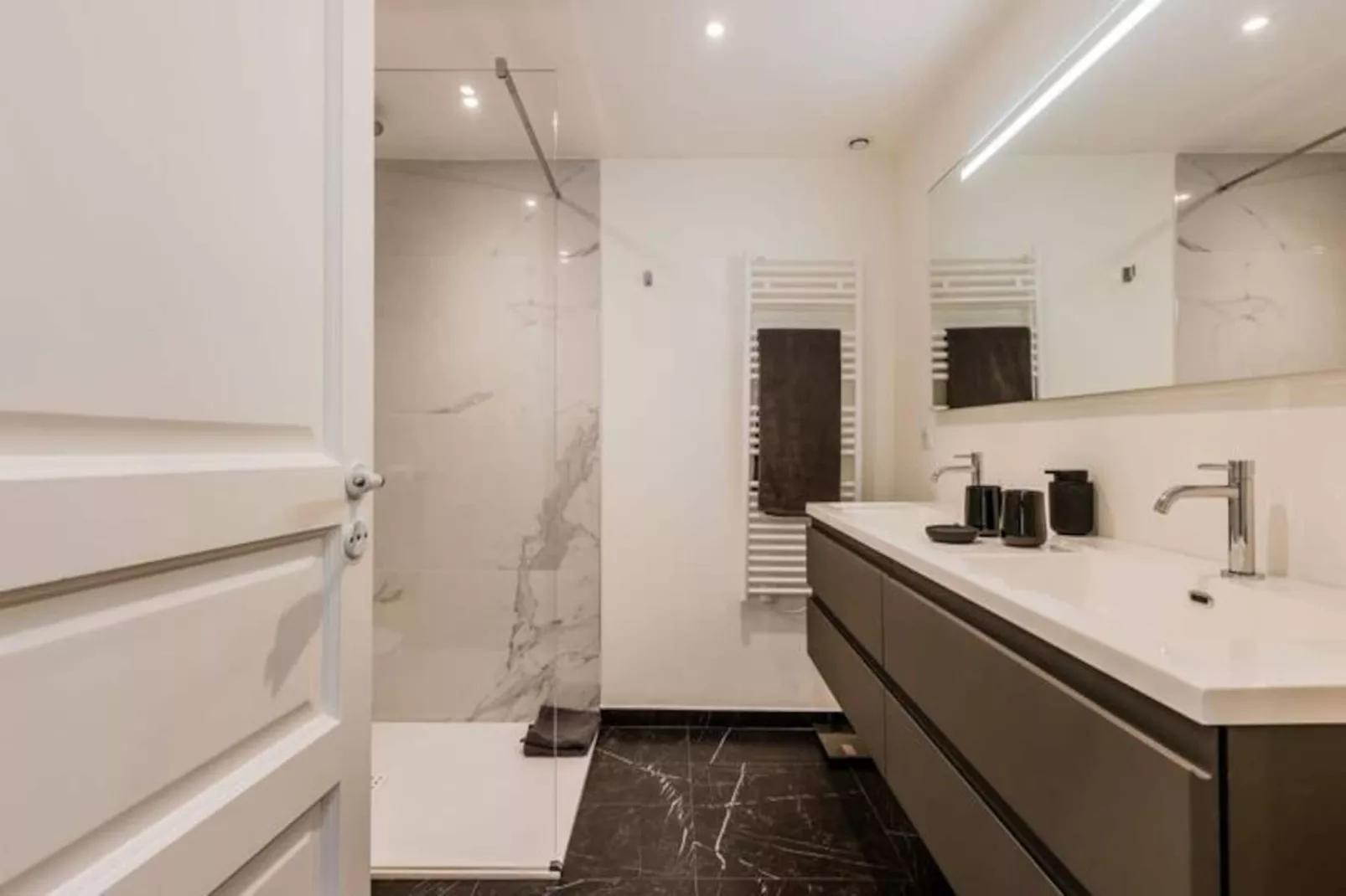 Résidence Hyper Centre Cannes - 4p &agrave; 100m Du Palais-Nicht zugeordnet