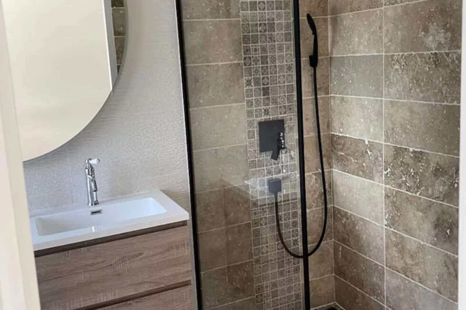 Villa avec piscine Châtaigniers-Untagged