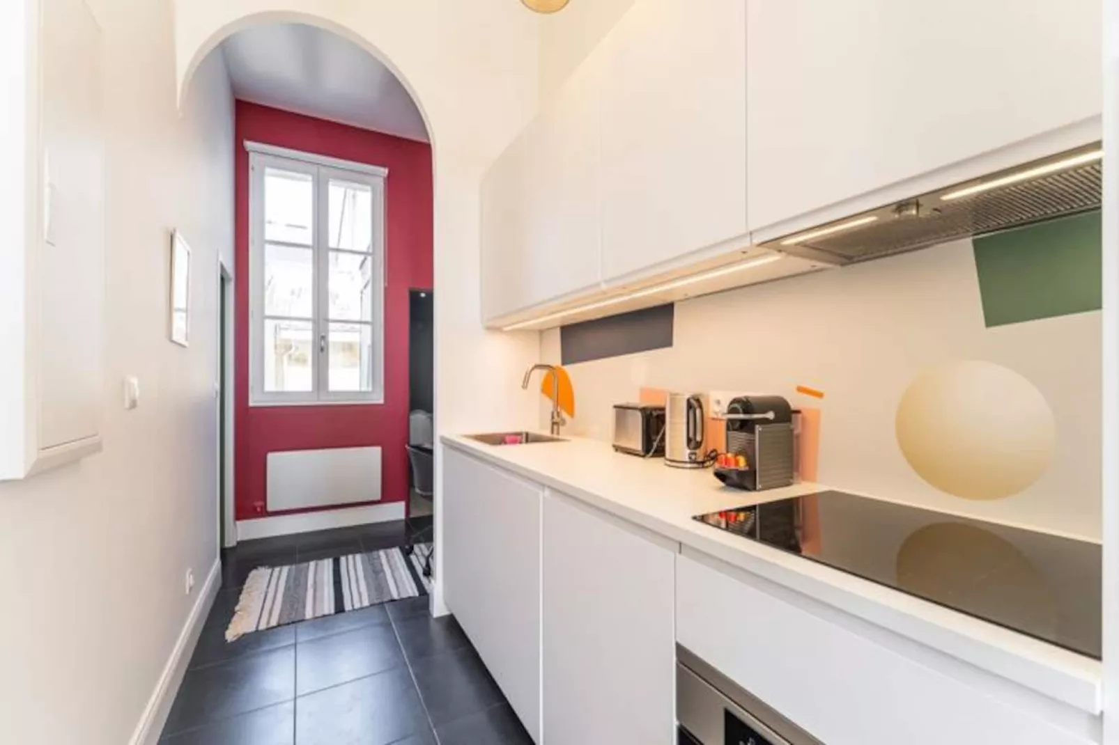 Appartement Place Pey Berland Avec Balcon Et Parking-Untagged